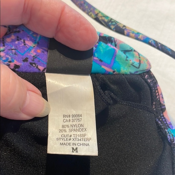 BillaBong Multicolor Women's Swimsuit Top. NWT - Picture 5 of 6